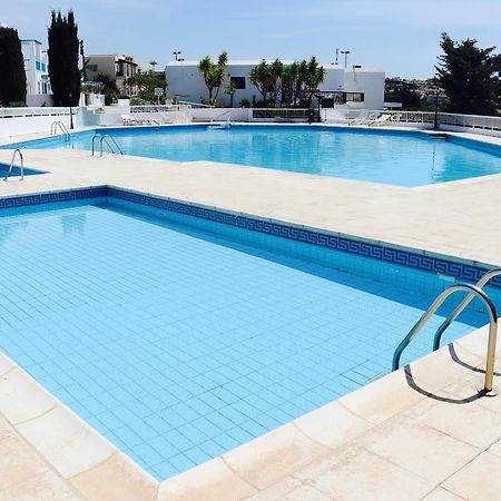 Ikaria Village Sea View Apartment 파포스 외부 사진
